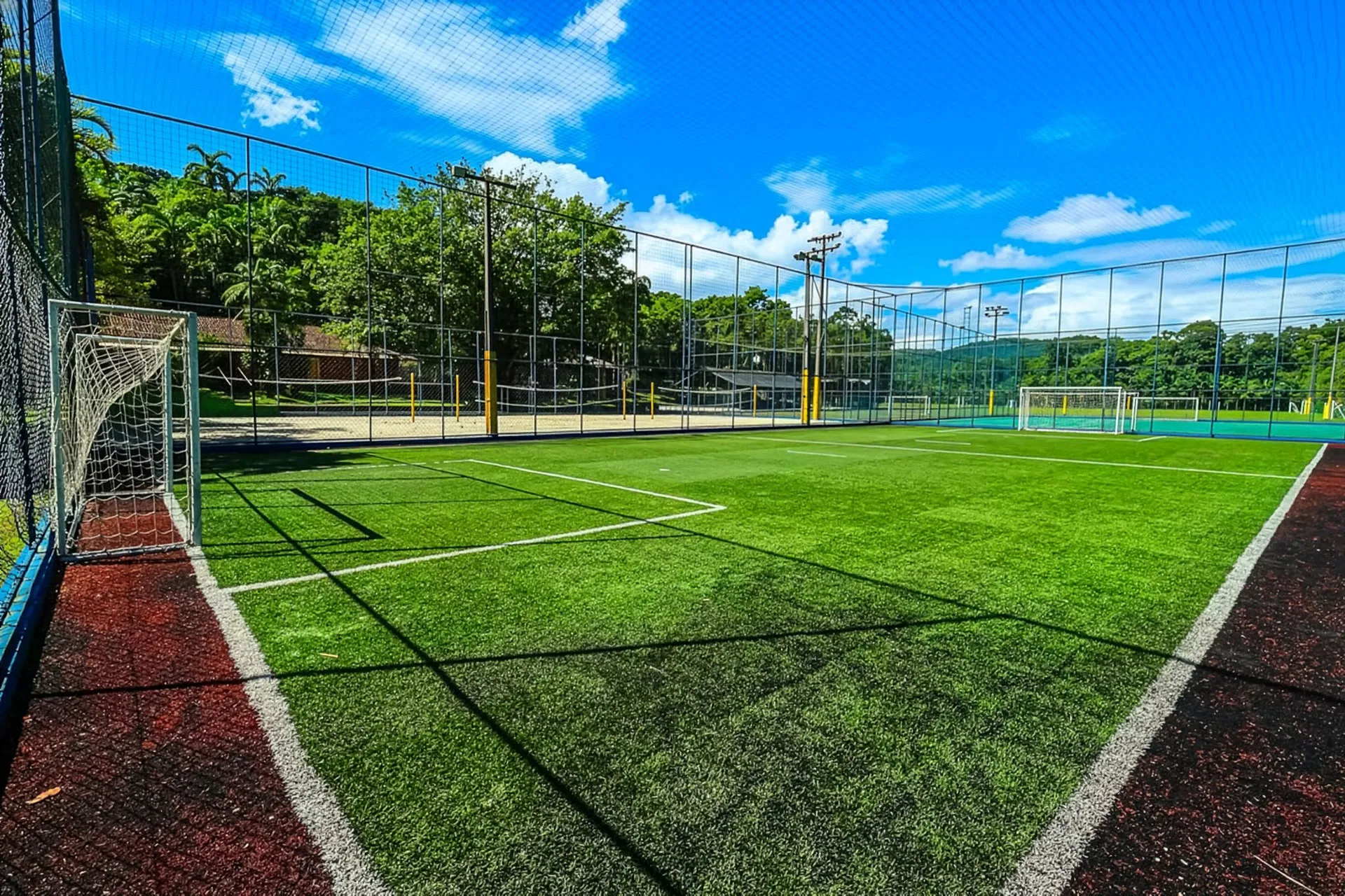 foto_quadra_sintetica_1-Firefly-Upscaler-escala-2x